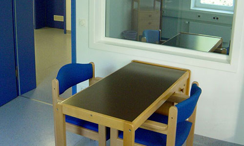 Medau-Schule Pelz-Haus Tisch